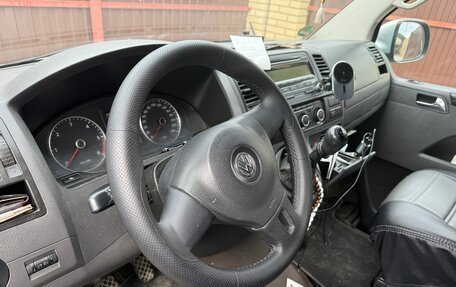 Volkswagen Multivan T5, 2010 год, 1 555 555 рублей, 4 фотография