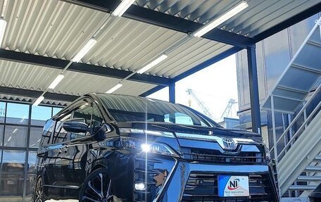 Toyota Voxy III, 2021 год, 1 873 656 рублей, 8 фотография