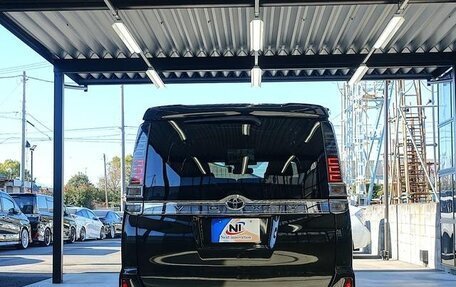 Toyota Voxy III, 2021 год, 1 873 656 рублей, 13 фотография