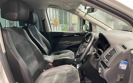 Volkswagen Sharan II, 2016 год, 1 050 000 рублей, 11 фотография