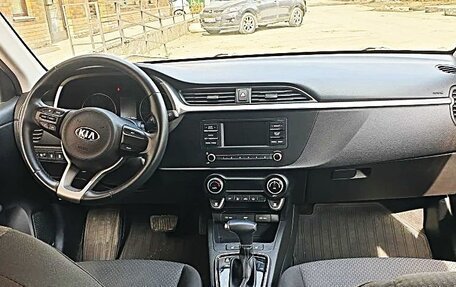 KIA Rio IV, 2021 год, 1 620 000 рублей, 5 фотография