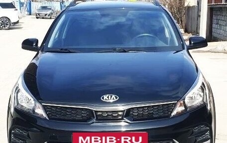 KIA Rio IV, 2021 год, 1 620 000 рублей, 4 фотография