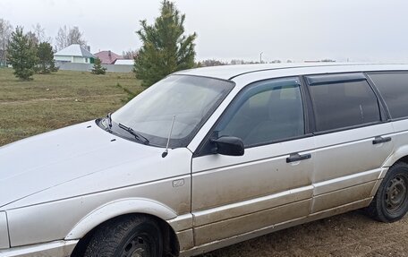 Volkswagen Passat B3, 1989 год, 130 000 рублей, 2 фотография