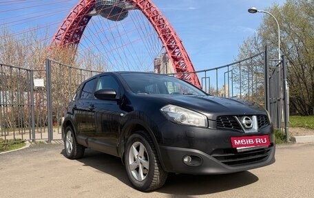 Nissan Qashqai, 2010 год, 800 000 рублей, 2 фотография