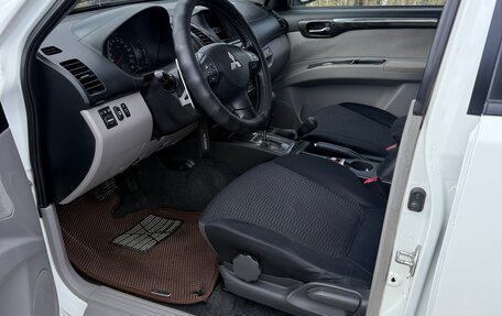 Mitsubishi Pajero Sport II рестайлинг, 2013 год, 1 600 000 рублей, 5 фотография