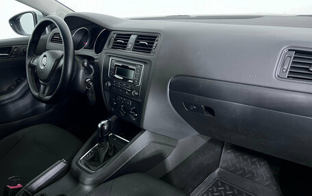 Volkswagen Jetta VI, 2015 год, 1 059 000 рублей, 11 фотография