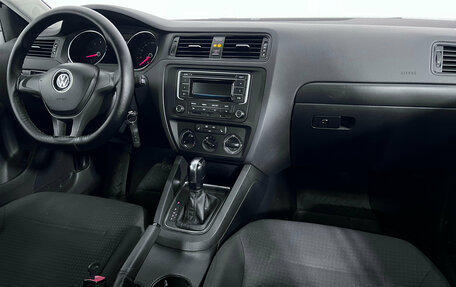 Volkswagen Jetta VI, 2015 год, 1 059 000 рублей, 12 фотография