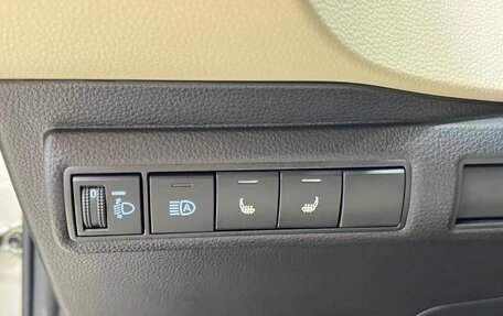 Toyota Corolla, 2023 год, 1 510 000 рублей, 9 фотография