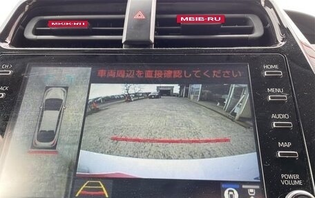 Toyota Prius IV XW50, 2022 год, 1 850 000 рублей, 17 фотография