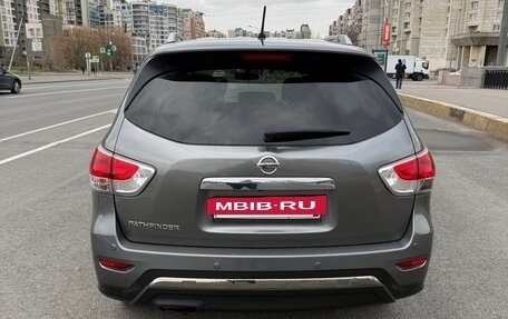 Nissan Pathfinder, 2015 год, 1 850 000 рублей, 6 фотография