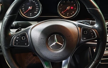 Mercedes-Benz E-Класс, 2016 год, 2 300 000 рублей, 20 фотография