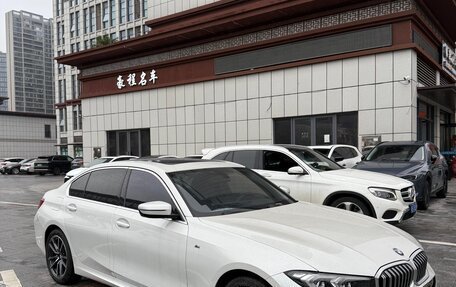 BMW 3 серия, 2023 год, 3 880 000 рублей, 3 фотография