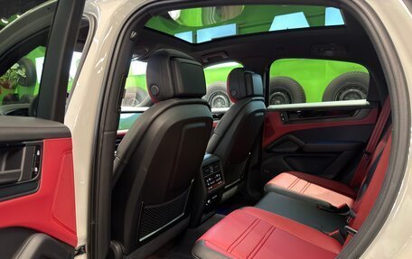 Porsche Cayenne III, 2025 год, 18 900 000 рублей, 15 фотография