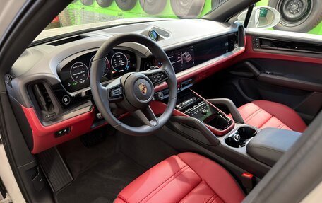 Porsche Cayenne III, 2025 год, 18 900 000 рублей, 16 фотография