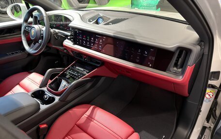 Porsche Cayenne III, 2025 год, 18 900 000 рублей, 9 фотография