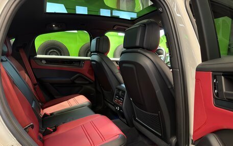 Porsche Cayenne III, 2025 год, 18 900 000 рублей, 12 фотография