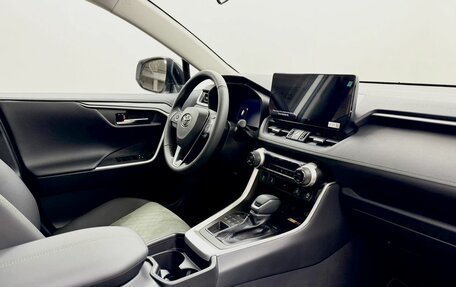 Toyota RAV4, 2025 год, 4 700 000 рублей, 12 фотография