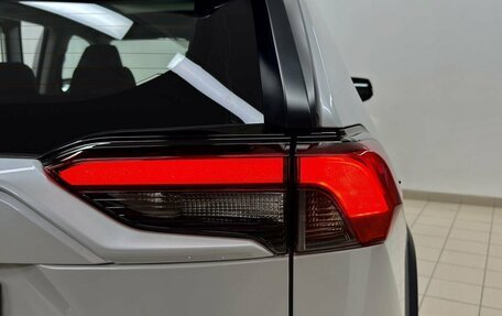 Toyota RAV4, 2025 год, 4 700 000 рублей, 10 фотография