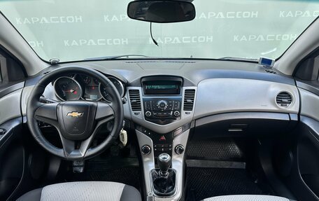 Chevrolet Cruze II, 2011 год, 617 000 рублей, 6 фотография
