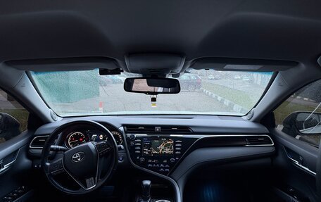 Toyota Camry, 2018 год, 2 500 000 рублей, 10 фотография