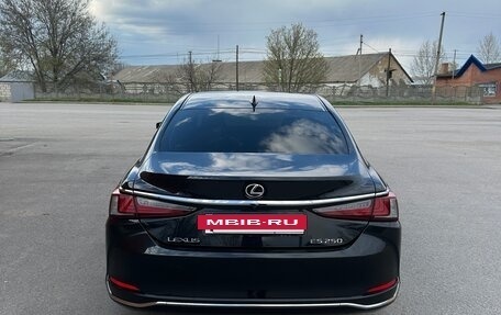 Lexus ES VII, 2020 год, 4 300 000 рублей, 2 фотография