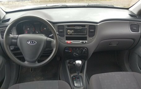 KIA Rio II, 2007 год, 530 000 рублей, 16 фотография