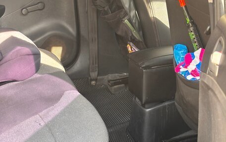 Hyundai Solaris II рестайлинг, 2011 год, 650 000 рублей, 9 фотография