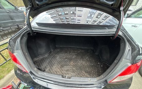 Hyundai Solaris II рестайлинг, 2011 год, 650 000 рублей, 10 фотография