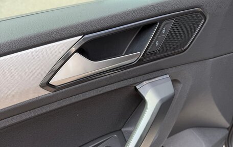 Volkswagen Tiguan II, 2017 год, 2 370 000 рублей, 14 фотография