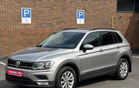 Volkswagen Tiguan II, 2017 год, 2 370 000 рублей, 3 фотография