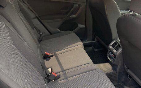 Volkswagen Tiguan II, 2017 год, 2 370 000 рублей, 20 фотография