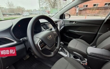 Hyundai Solaris II рестайлинг, 2018 год, 1 215 000 рублей, 12 фотография