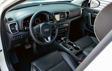 KIA Sportage IV рестайлинг, 2018 год, 1 695 000 рублей, 13 фотография