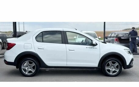 Renault Logan II, 2021 год, 1 349 000 рублей, 8 фотография