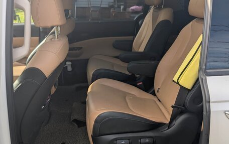 KIA Carnival, 2021 год, 4 800 000 рублей, 12 фотография