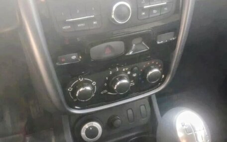 Renault Duster I рестайлинг, 2013 год, 1 100 000 рублей, 3 фотография