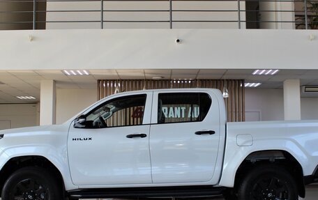 Toyota Hilux, 2025 год, 5 995 000 рублей, 2 фотография