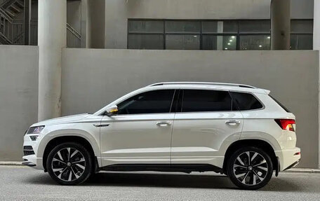 Skoda Karoq I, 2022 год, 2 190 000 рублей, 3 фотография