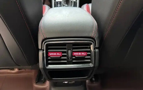 Skoda Karoq I, 2022 год, 2 190 000 рублей, 18 фотография