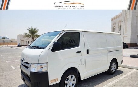 Toyota HiAce H200, 2022 год, 6 500 000 рублей, 18 фотография