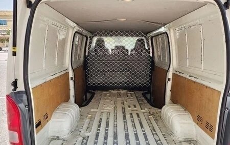 Toyota HiAce H200, 2022 год, 6 500 000 рублей, 17 фотография