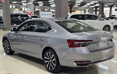 Skoda Superb, 2026 год, 2 630 000 рублей, 4 фотография