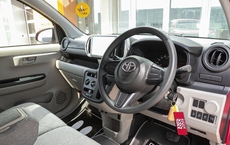 Toyota Passo III, 2018 год, 698 000 рублей, 18 фотография