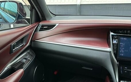 Toyota Harrier, 2020 год, 2 310 000 рублей, 29 фотография