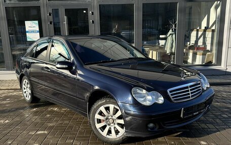 Mercedes-Benz C-Класс, 2006 год, 590 000 рублей, 2 фотография