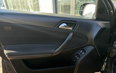 Mercedes-Benz C-Класс, 2006 год, 590 000 рублей, 5 фотография