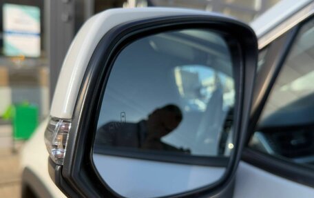 Toyota RAV4, 2021 год, 3 050 000 рублей, 26 фотография