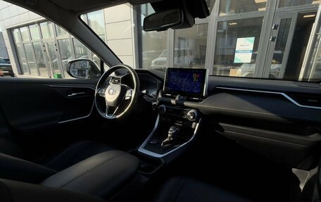 Toyota RAV4, 2021 год, 3 050 000 рублей, 20 фотография