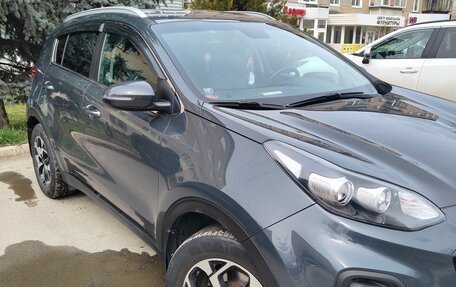 KIA Sportage IV рестайлинг, 2020 год, 2 350 000 рублей, 4 фотография