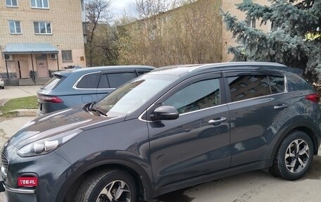 KIA Sportage IV рестайлинг, 2020 год, 2 350 000 рублей, 3 фотография